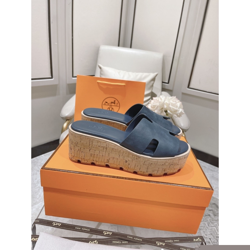 H**mes slippers